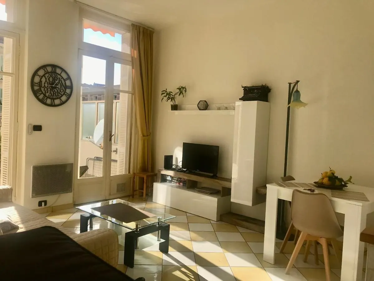 Appartement Terrasse Dans Palace Belle Epoque Menton